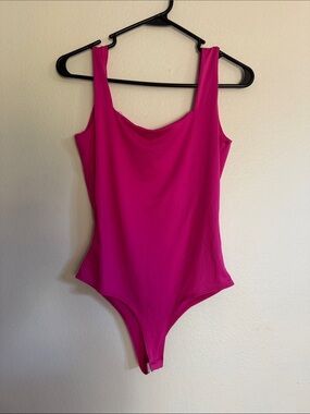 Women’s Scoop Neck Bodysuit in Hot Pink